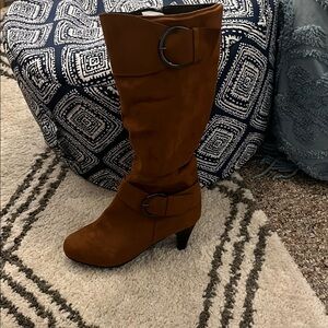 Chic Brown Heeled Boots with Buckle Detail